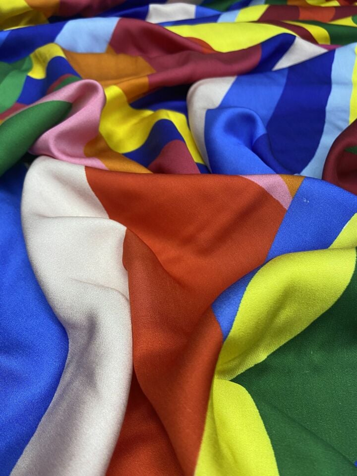 Sicilia Saten Desenli 1 Metre Kumaş