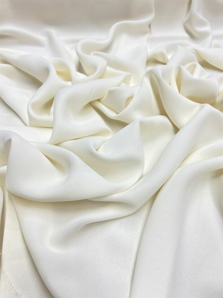 Italian Crepe 1 Meter Ivory Fabric (col-01)