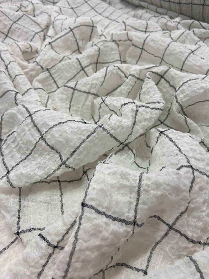 Italian Brocade Viscose Jacquard Fabric Seersucker Striped (col-01)