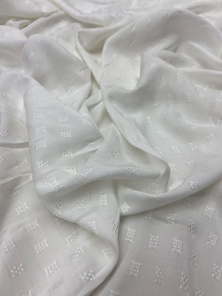 Vegan İtalyan Brokar Viskon Jakar Kumaş Off-White (col-2024-5008)