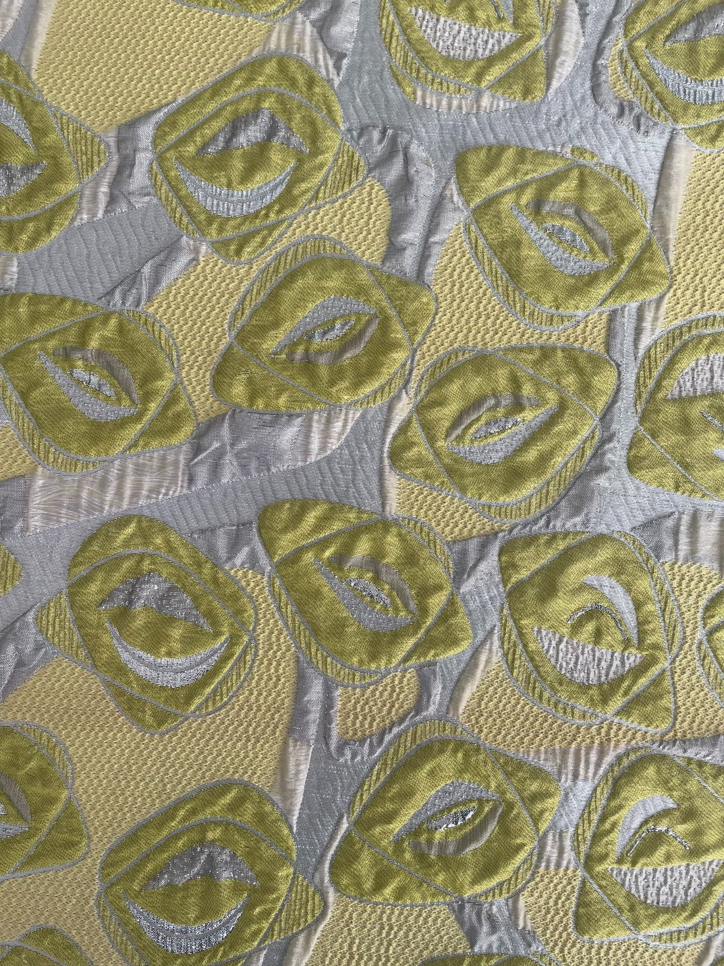 İtalyan Klasik Brokar Kumaş (col-2024-15)