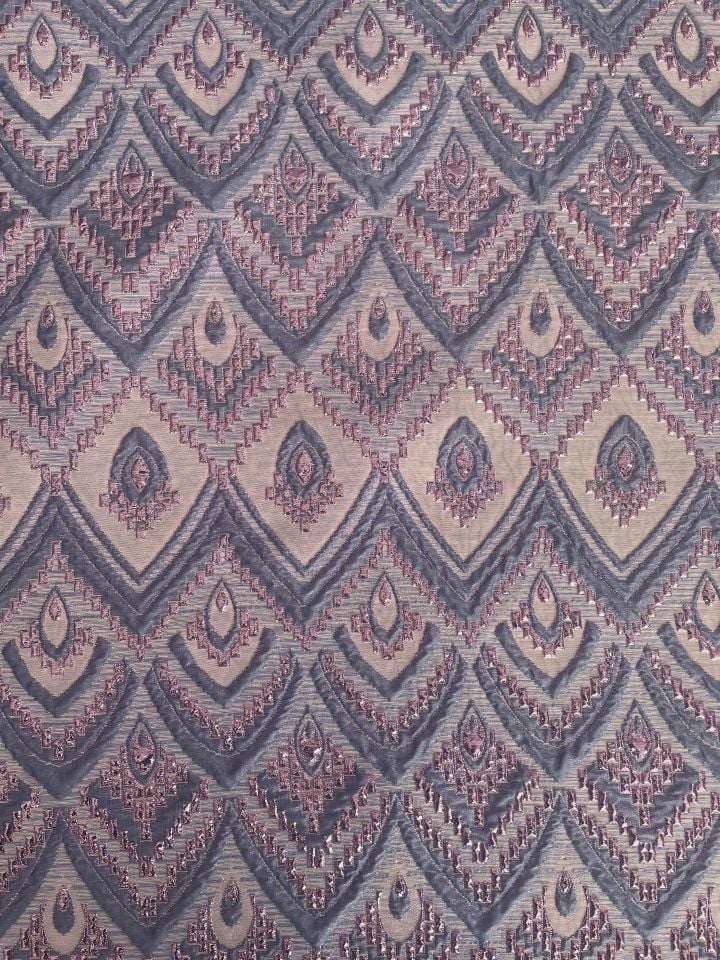 قماش بروكار كلاسيكي إيطالي (col-2024-14)