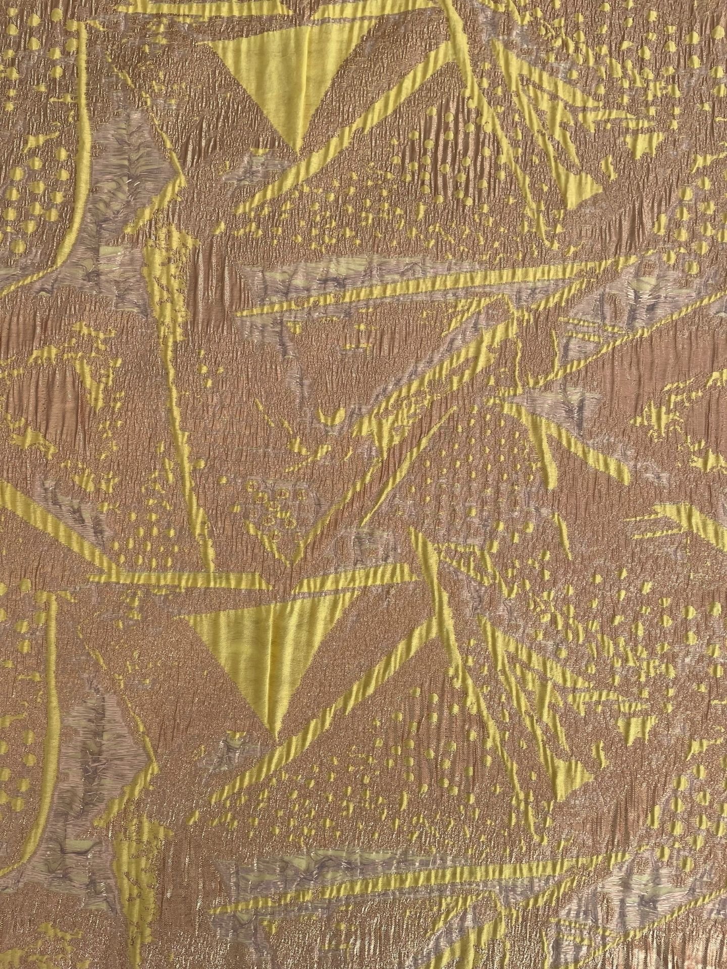 İtalyan Klasik Brokar Kumaş (col-2024-09)