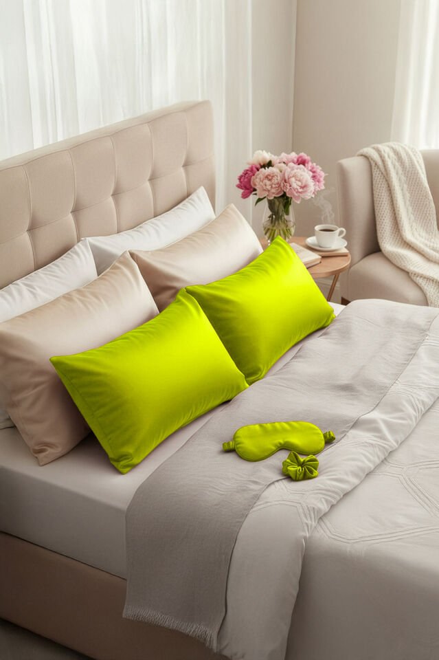 %100 İpek Yastık Kılıfı 50x70 cm - FISTIK YEŞİLİ