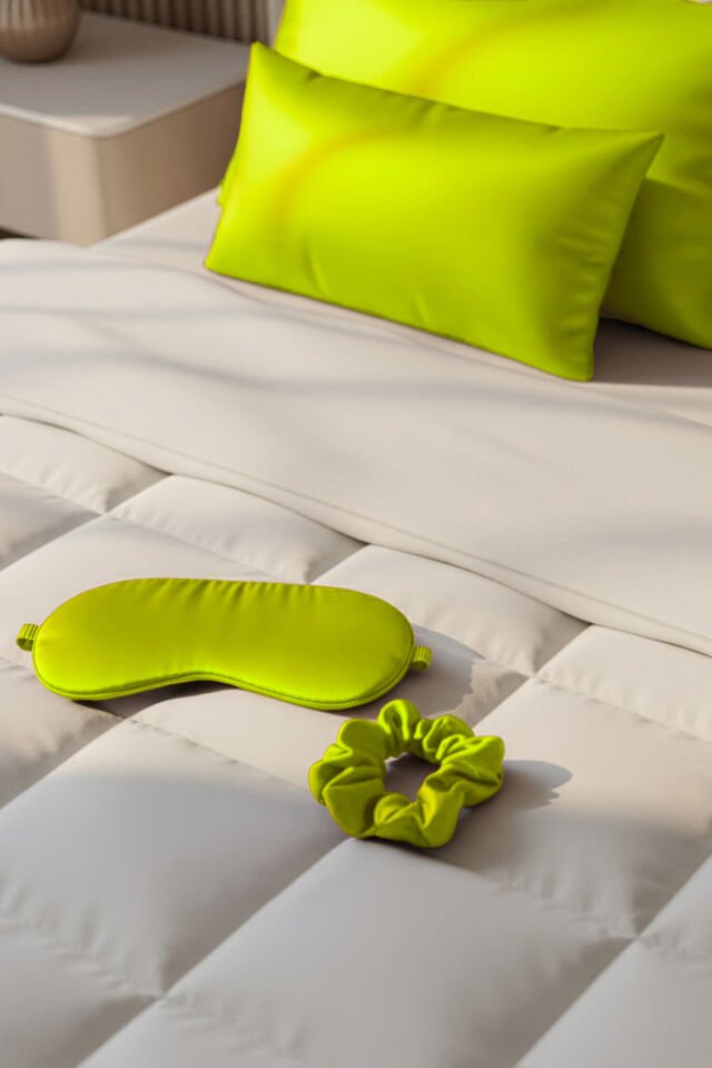 %100 İpek Yastık Kılıfı 50x70 cm - FISTIK YEŞİLİ