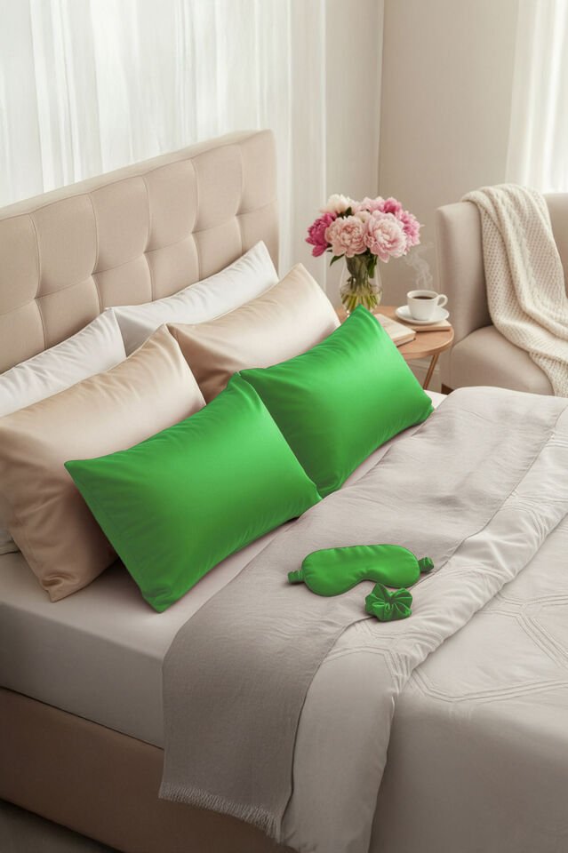 %100 İpek Yastık Kılıfı 50x70 cm - BENETTON ÇİMEN YEŞİLİ