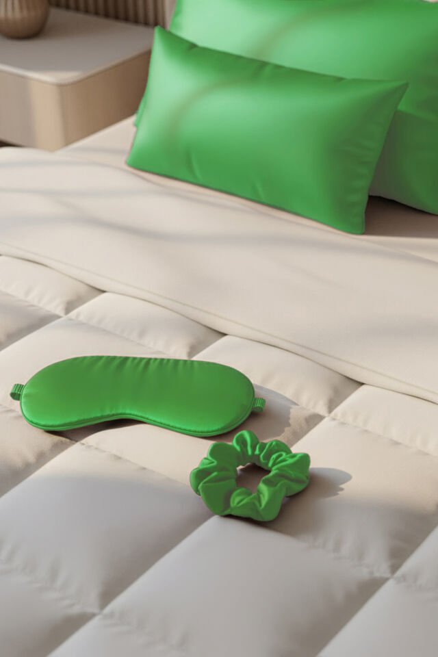 %100 İpek Yastık Kılıfı 50x70 cm - BENETTON ÇİMEN YEŞİLİ