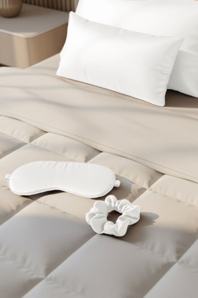 %100 İpek Yastık Kılıfı 50x70 cm - KAR BEYAZ