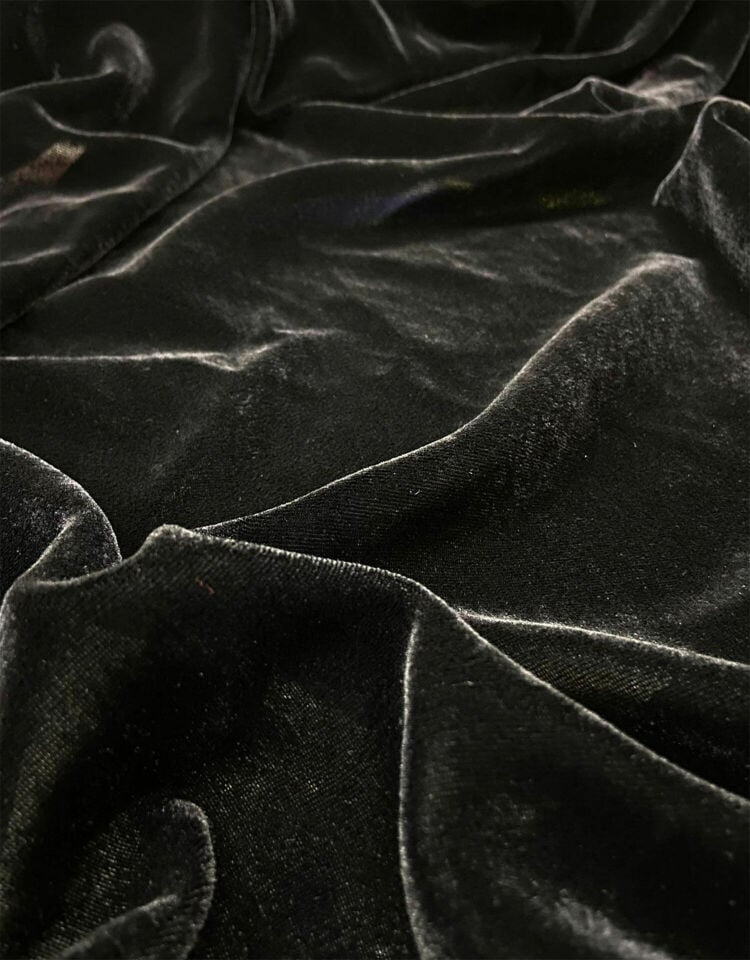 Silk Velvet 1 Metre Siyah Kumaş(col-20)