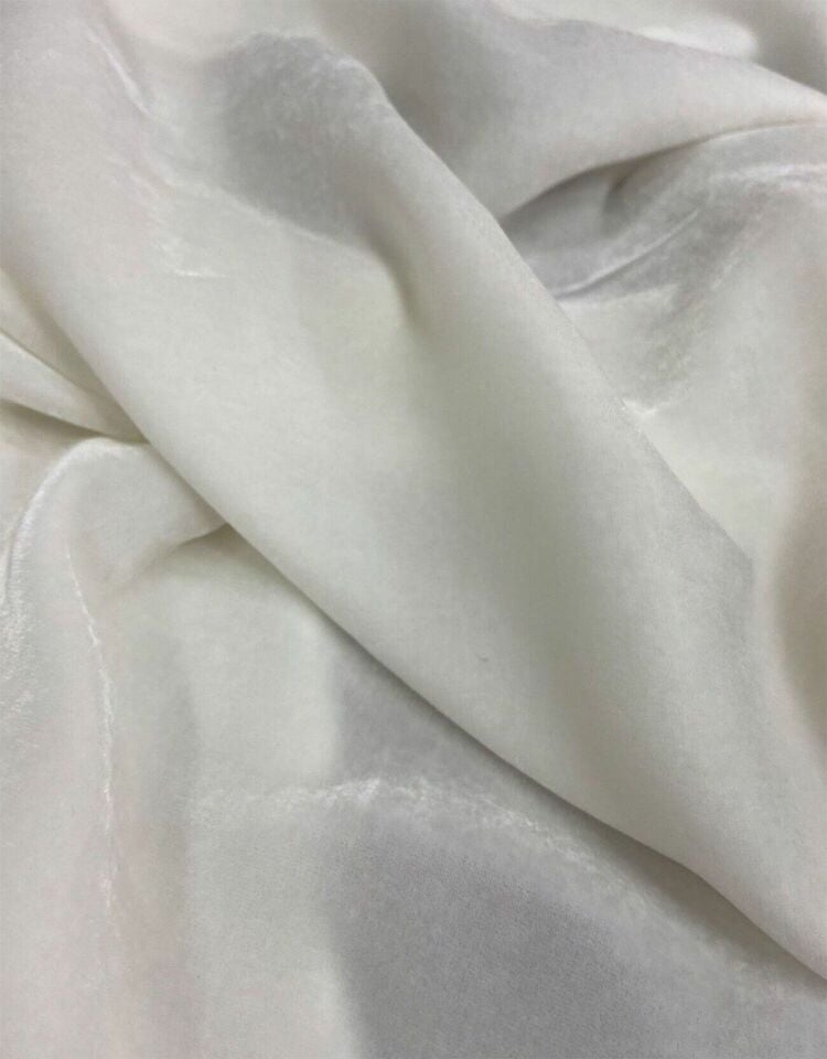 Silk Velvet 1 Metre Kırık Beyaz Kumaş(col-01)