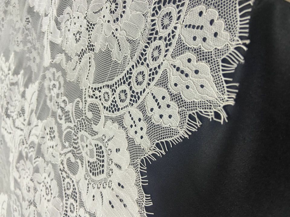 Fransız Kupon Lace Embrodery Dantel OFF White Kumaş 1 Kupon (3metre) (col-2021-01)